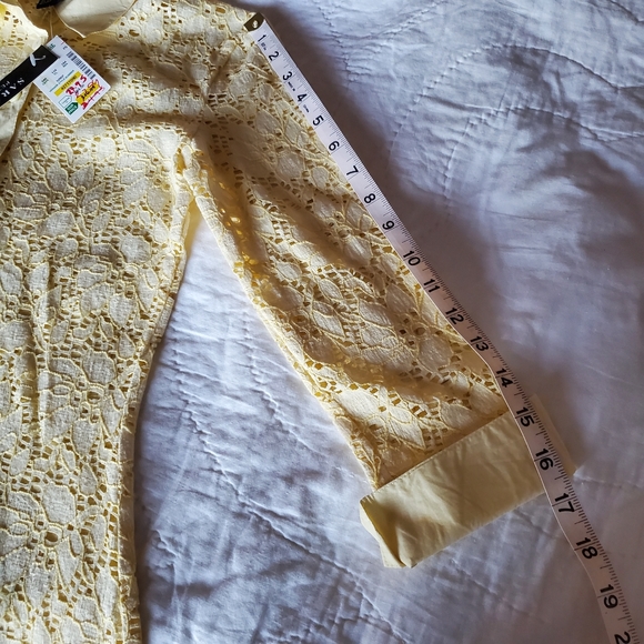 SARA I. Yellow Blouse/Button up - Picture 6 of 6